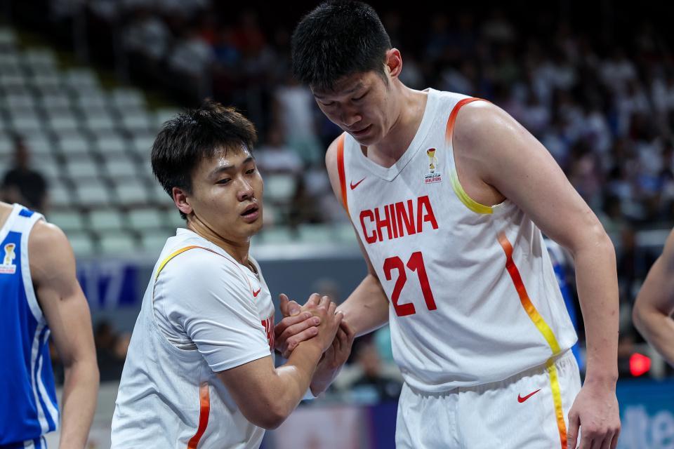 Kaiyun开云中国官网-拒重演马尼拉悲剧！中国男篮连续两场大逆转 出线前景大好