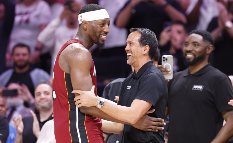开云登录入口-83分！麦迪：阿德巴约是NBA球员 我还看过场均17分的人砍50分呢